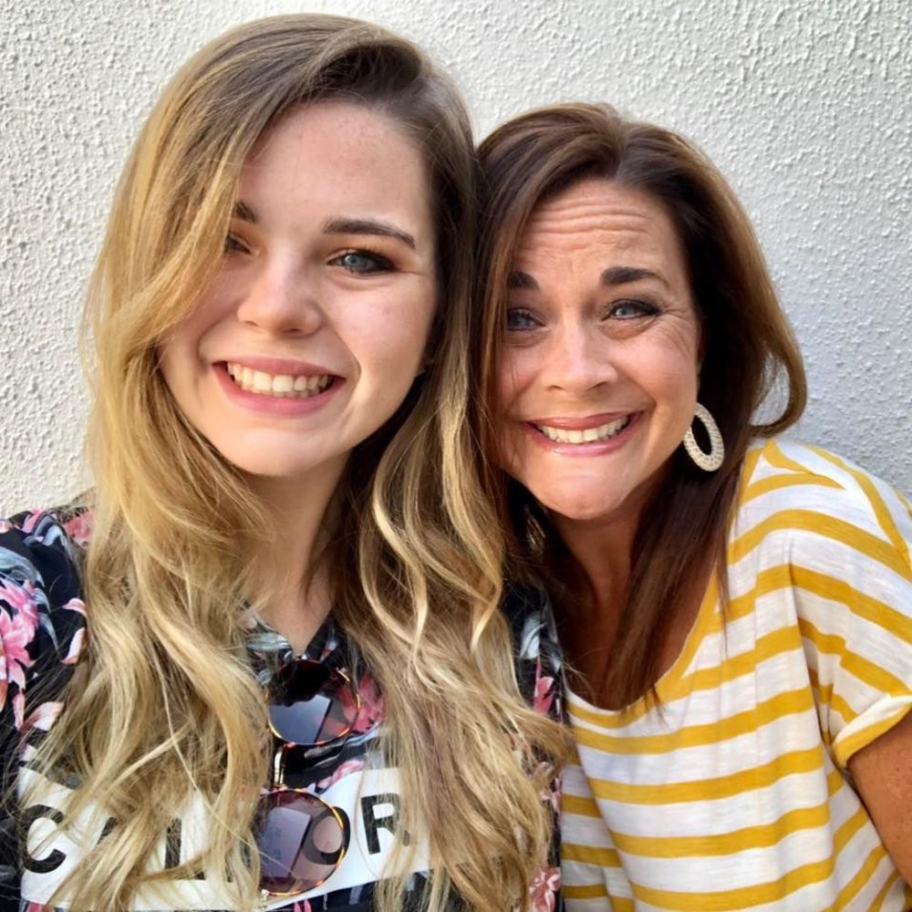 Meet your Posher, Mindy